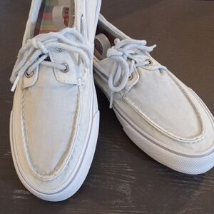 Sperry Men's 10.5M Cream Canvas Boat Shoes Worn Twice & Like New. COOL!!!